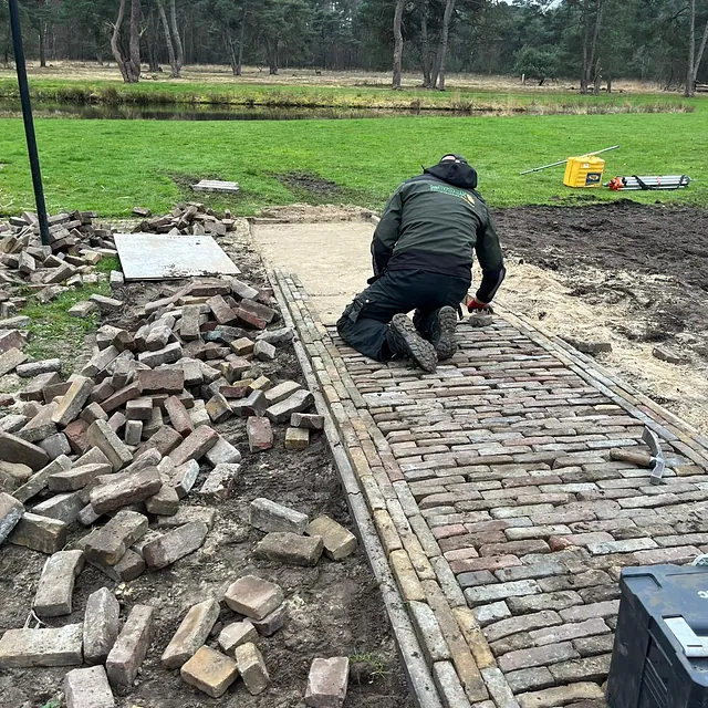 [bestrating particuliere tuin]